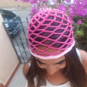 ✨ Gorro de red a crochet – Rosa fucsia ✨