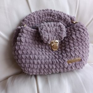 2025/10/1000095277-scaled.jpg bolso de mano